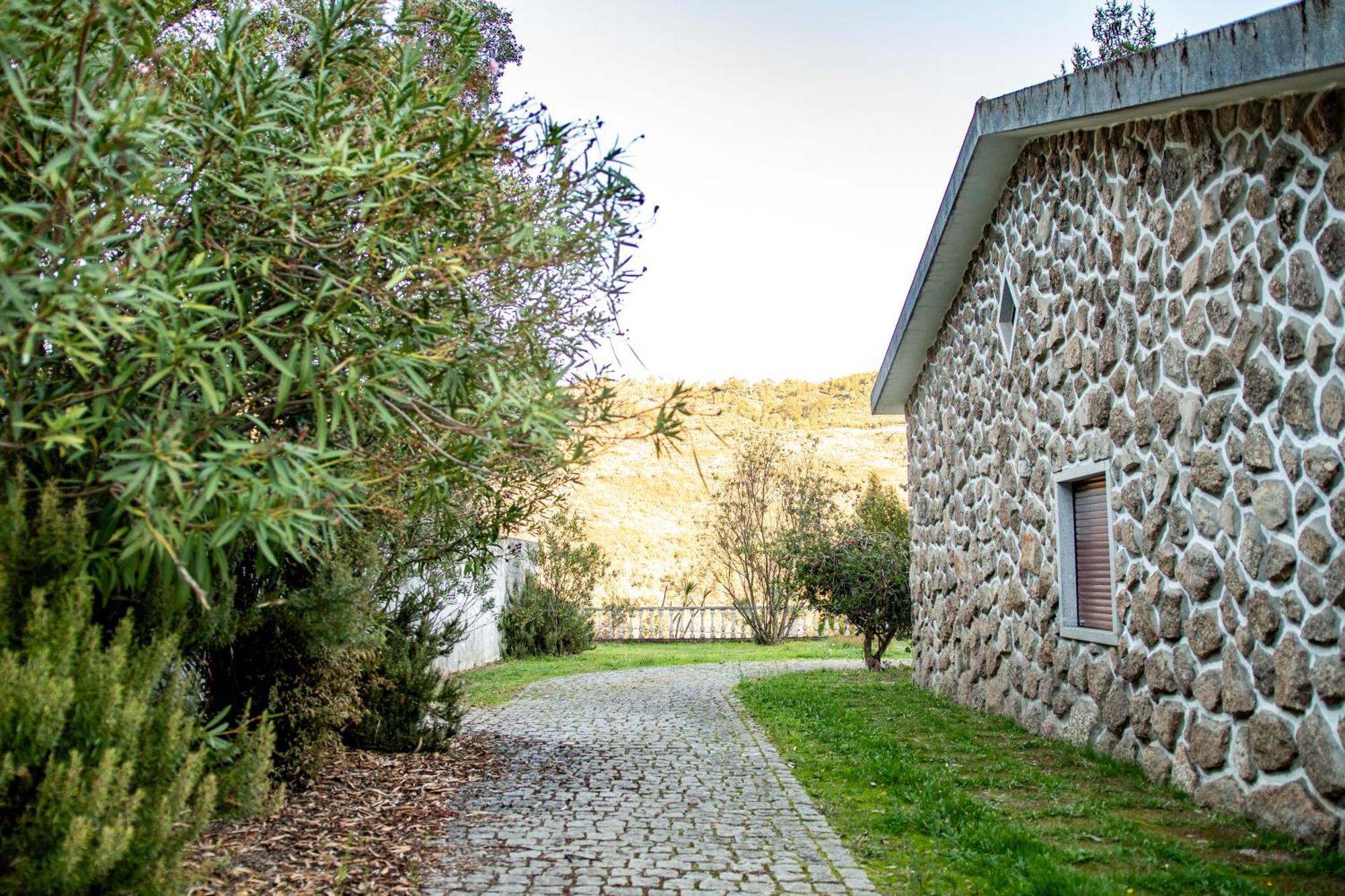 瓜尔达Quinta Dos Sincais住宿加早餐旅馆 外观 照片