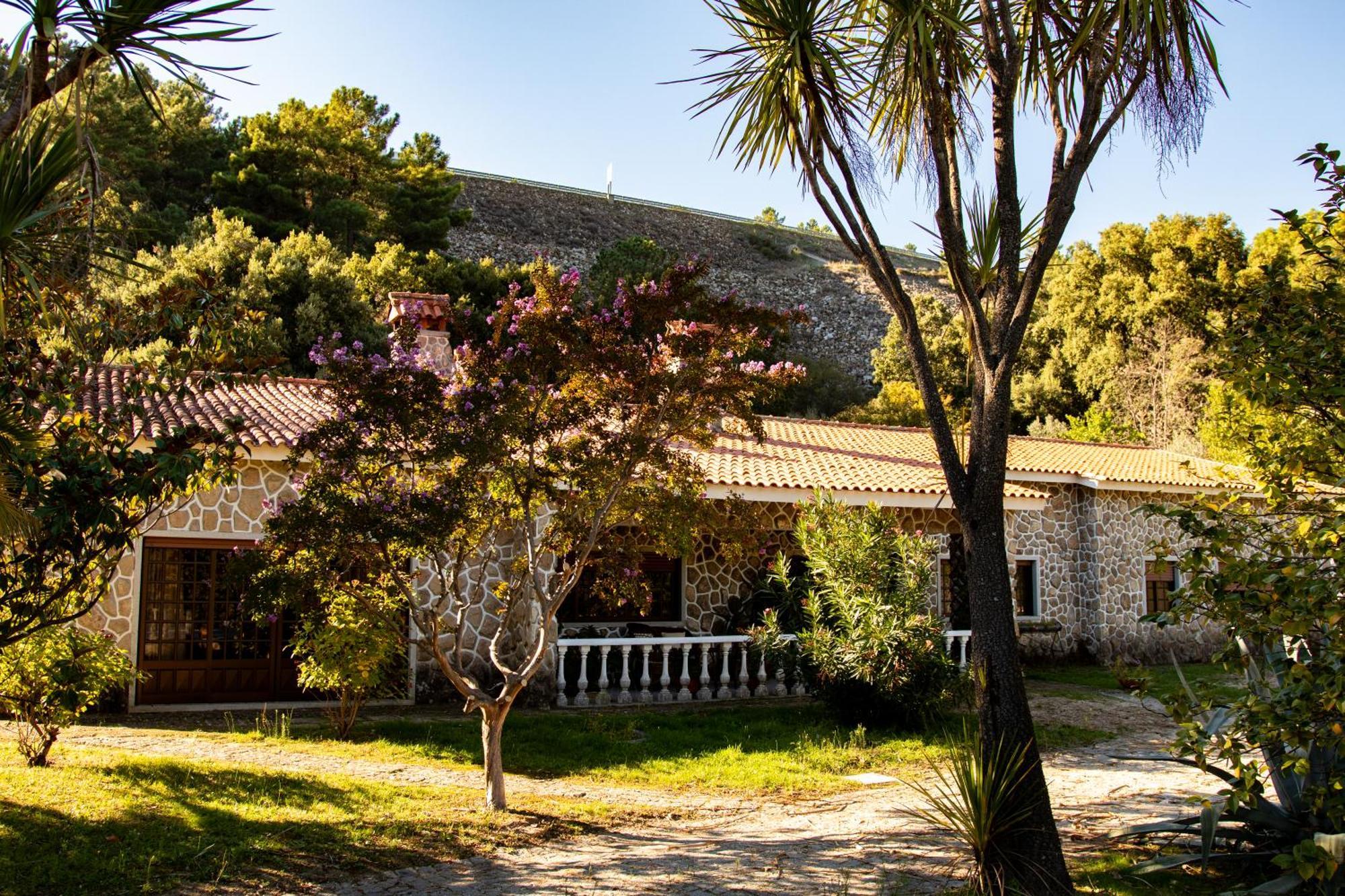 瓜尔达Quinta Dos Sincais住宿加早餐旅馆 外观 照片